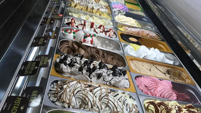 GELATERIA TUTTI FRUTTI PIZZERIA