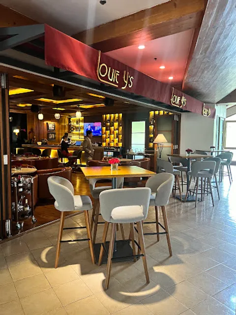 Louie Y's at the Lodge