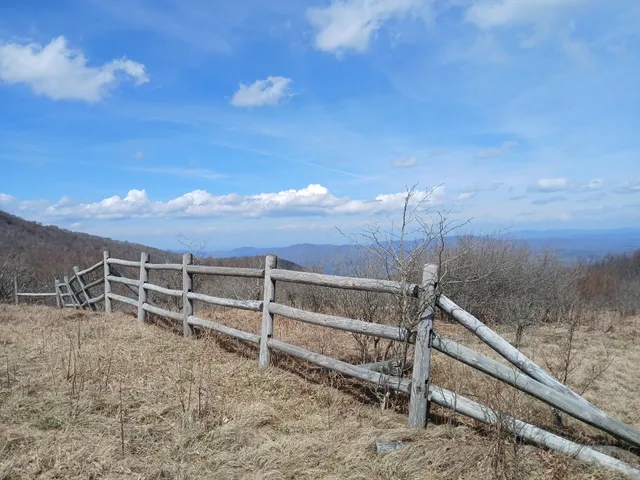 Appalachian Trail (US 19E)