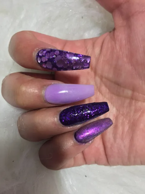 Model Nails