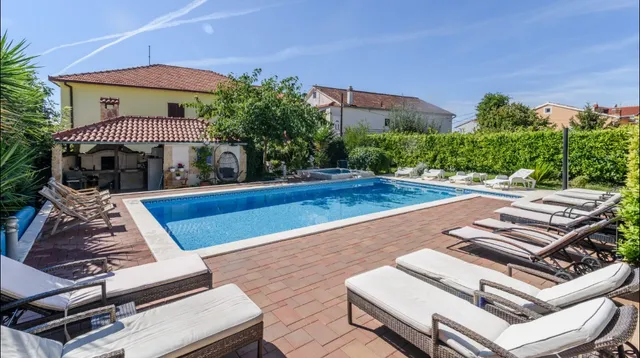 Apartments Mary Trogir