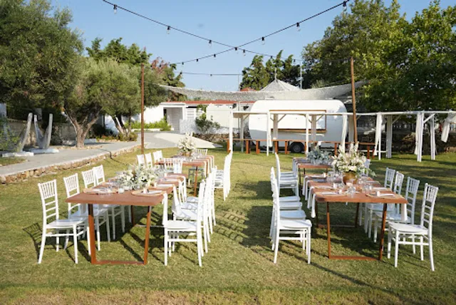 Aelia Bar Restaurant & Beach Lounge