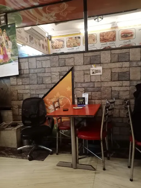 Chinese hut main market shastri nagar