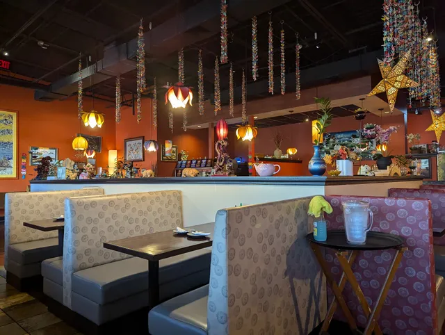 Hillcrest Plaza Shopping Center