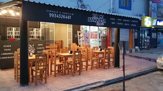 La banqueta taquería