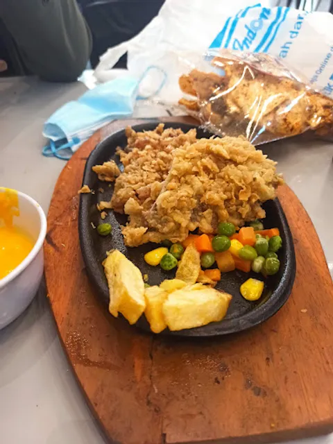 Waroeng Steak & Shake Soekarno Hatta