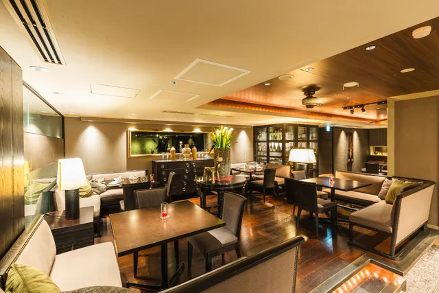 THE BENJARONG ベンジャロン