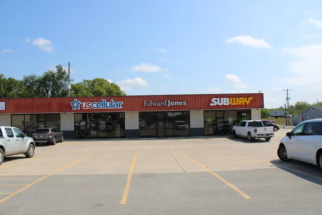 Authorized Retailer UScellular & T-Mobile