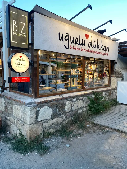 Uğurlu Dükkan Bozcaada