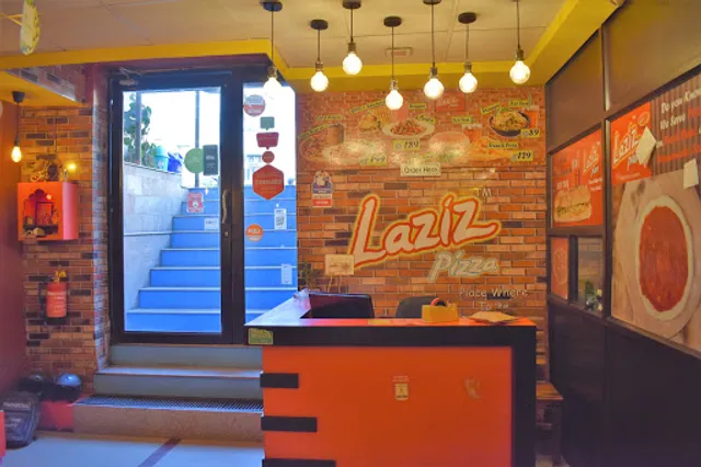 Laziz Pizza Jaipur