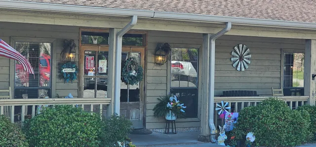 DJ's Steak and Seafood