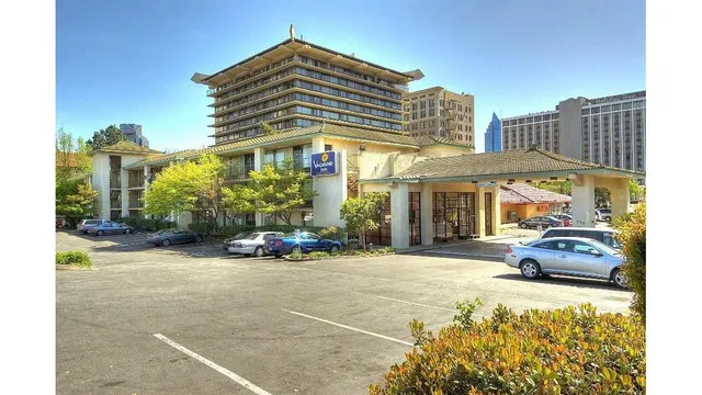 Vagabond Inn Executive - Sacramento (Old Town)