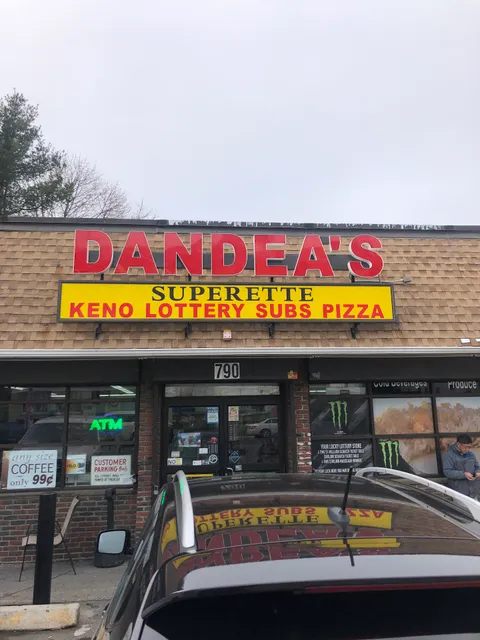 Dandea's Superette