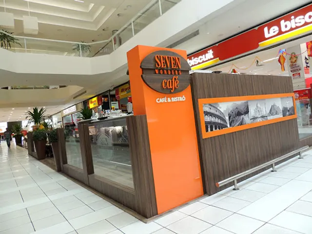 Seven Wonders Café