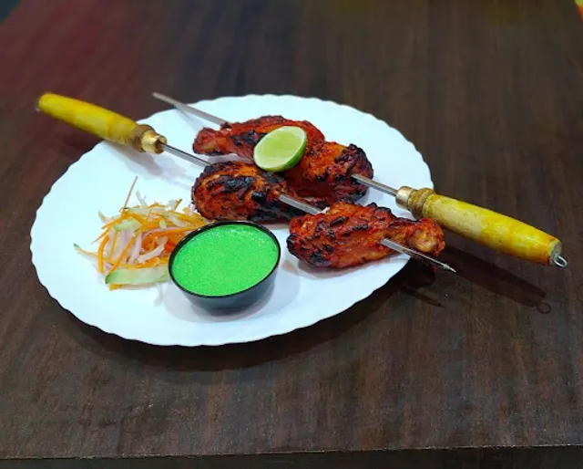 HERB & SPICE KITCHEN