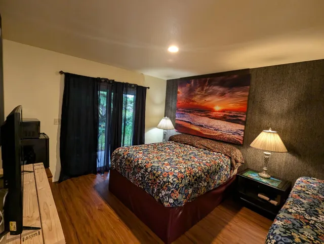 Lotus on Jade (formerly Jade Oasis)