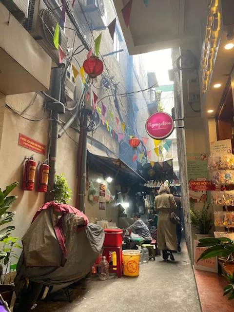 Bún Chả Hàng Quạt