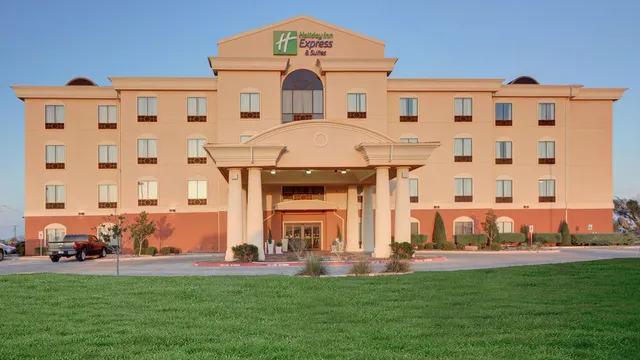 Holiday Inn Express & Suites Altus by IHG