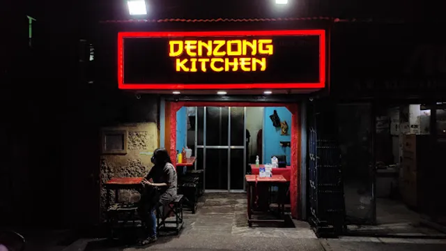 Denzong Kitchen - Lake Town