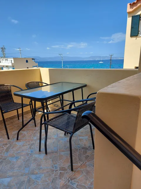 C-view Apartments & Maisonettes