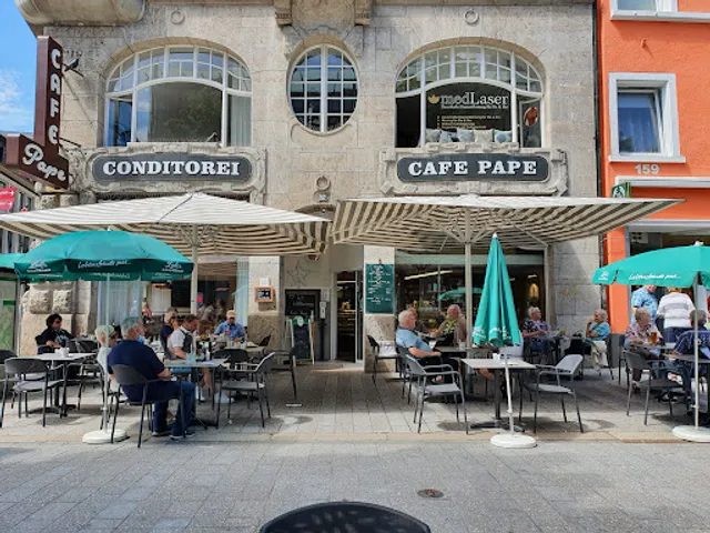 Cafe Pape