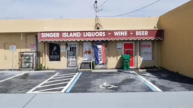 Singer Island Liquor Booth