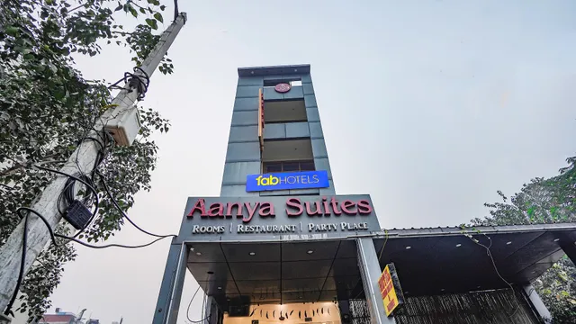 FabHotel Aanya Suites