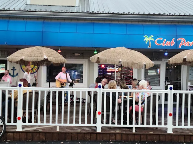 Club Paradise Parrot Bay