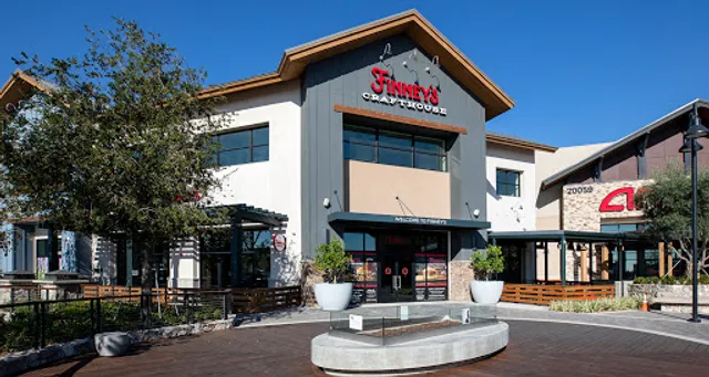 Finney's Crafthouse - Porter Ranch