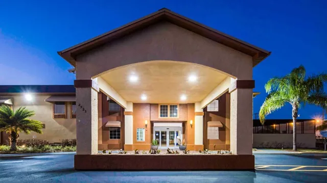 BEST WESTERN Mulberry Hotel