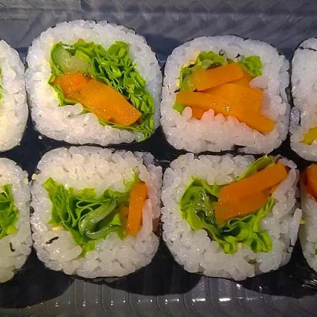 Nakaza sushi food truck