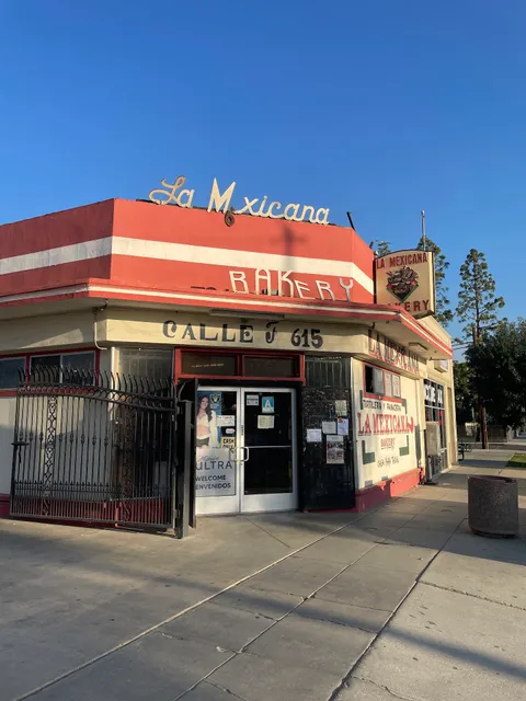 La Mexicana Panaderia