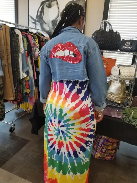 Kreative Klutches Boutique