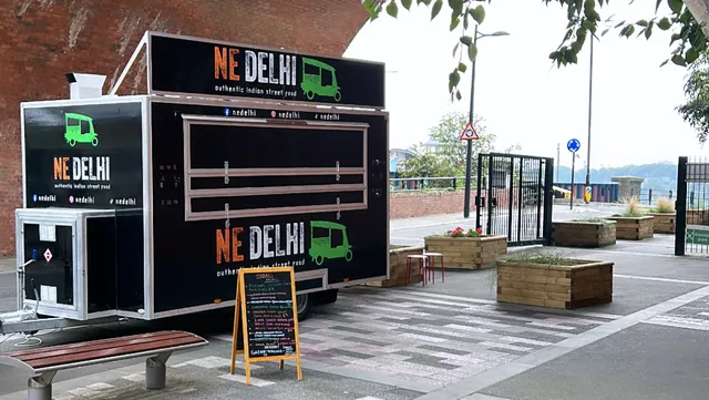 NEDELHI - Authentic Indian street food