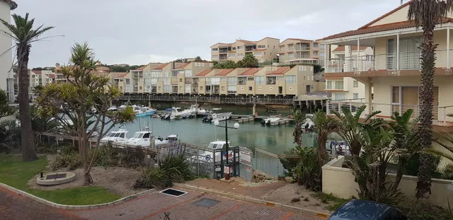 Main Royal 3, Port St Francis