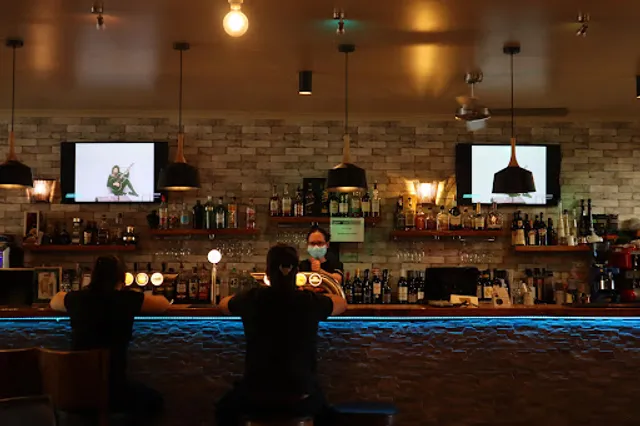 Detour Bar, Lounge And Restaurant