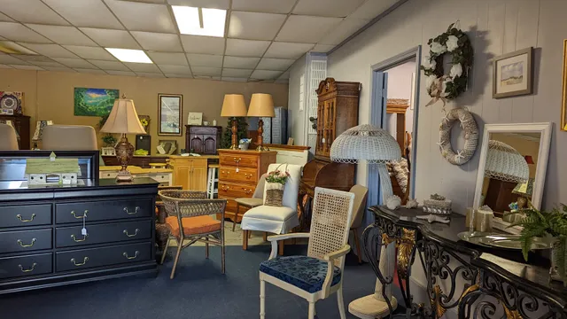 Farmhouse Furniture Plus