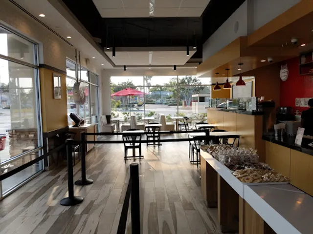 85°C Bakery Cafe - Mira Mesa