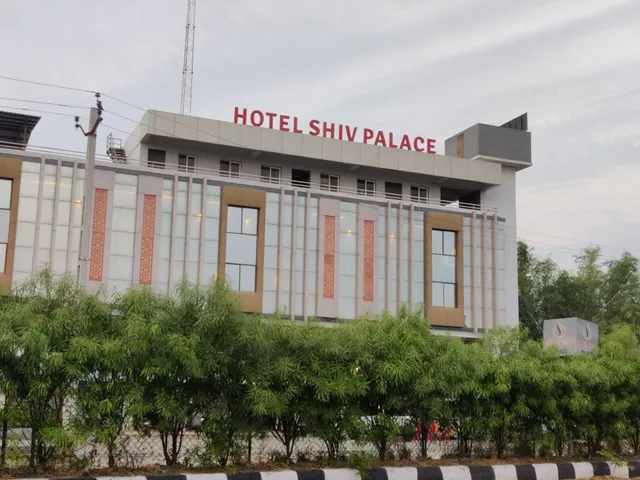 Hotel Shiv Palace