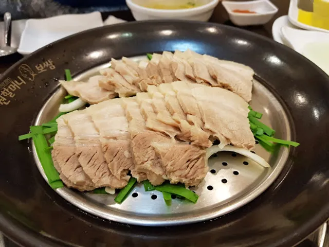 원할머니보쌈족발 여수여서점