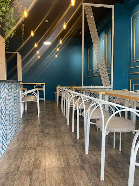 Elixir Pizzeria & Creamery