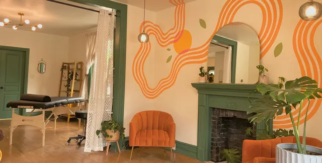 Little Clementine Tattoo Studio