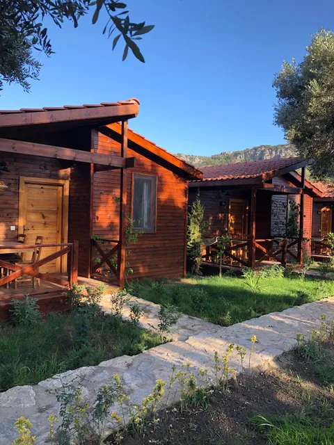 Suzi'nin Bahçesi Ahşap Evler