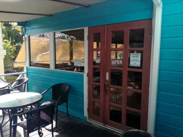 The Coffee Bean - Collymore Rock