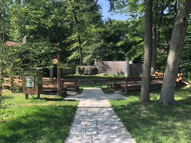 Frank Stephens Memorial Theatre, Arden Shakespeare Gild, Field Theatre