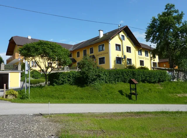 Gasthof-Pension Silvia