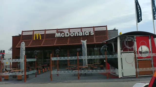 Restauracja McDonald's