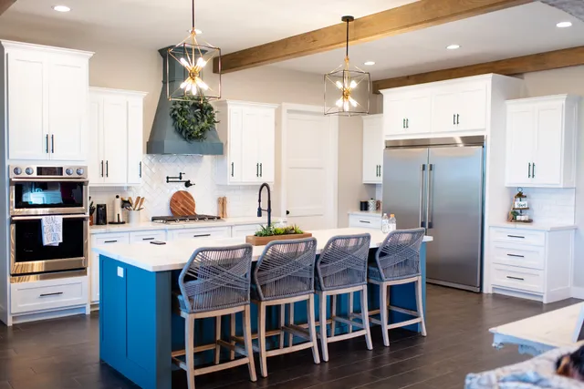 Holmes Cabinet Specialties, LLC