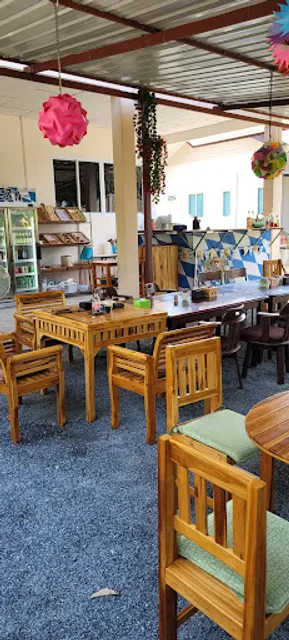 Zur BREZ,N German Bakery