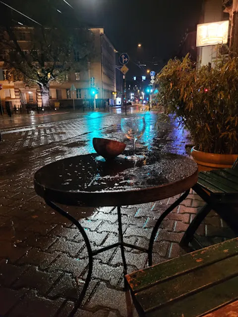 Café Frida Kahlo - Persian Soul Food Restaurant